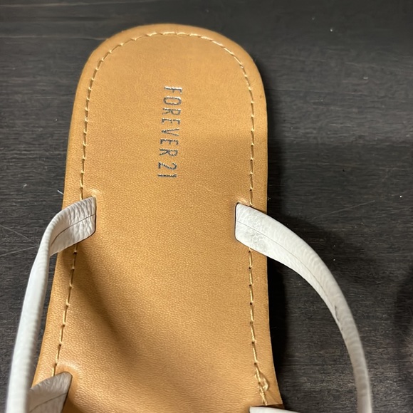 White strappy forever21 flat sandals - Picture 2 of 4